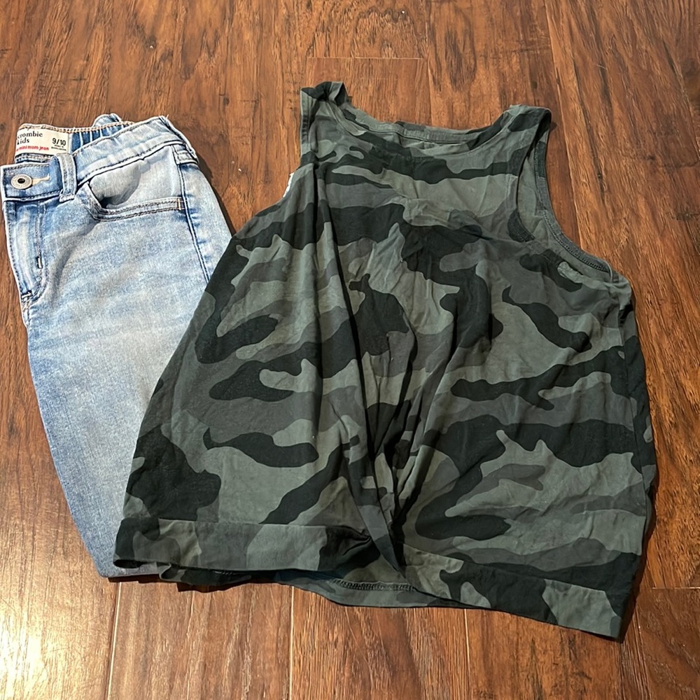 Old Navy Girls Tank - Size Large